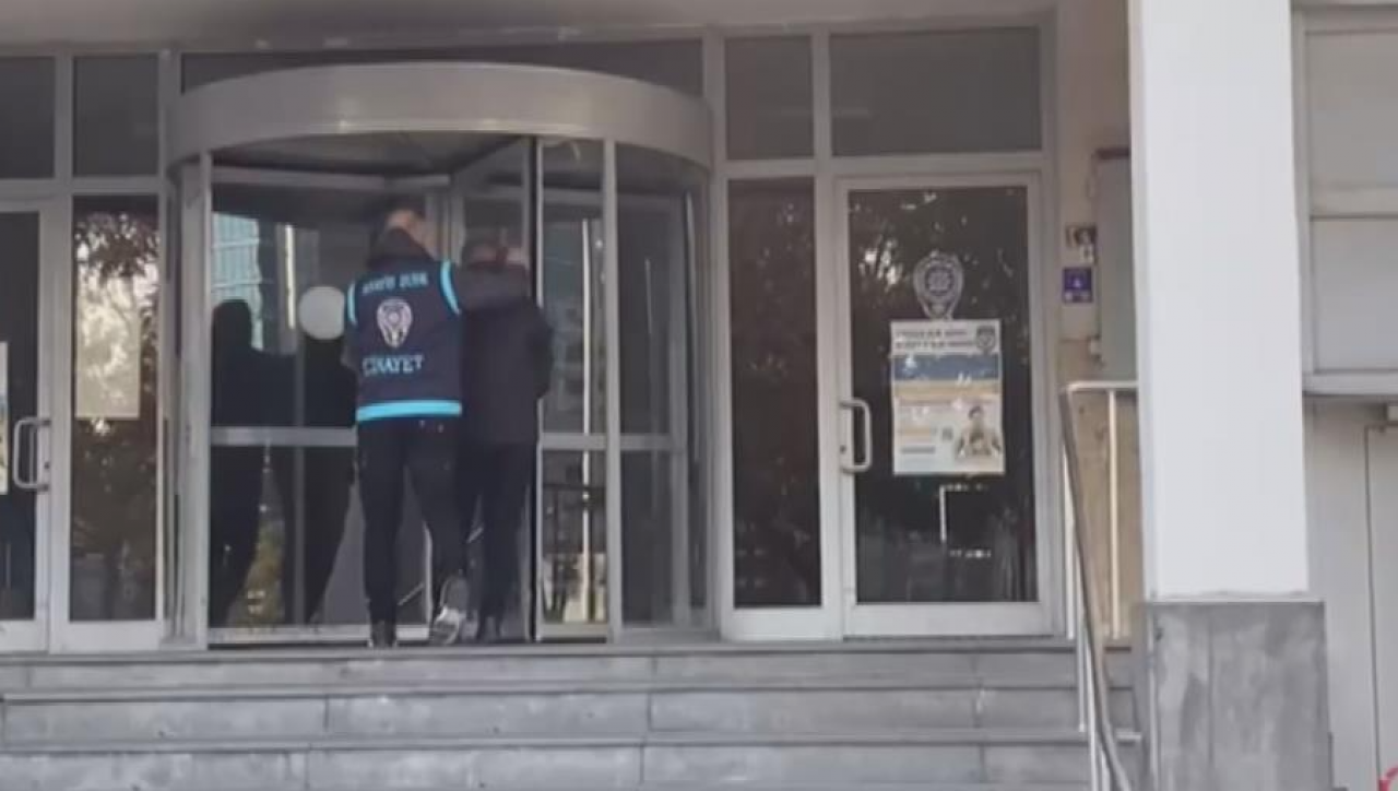 Kayseri'de vahşi cinayet! 2 çocuk annesini sokak ortasında katleden şahıs yakalandı