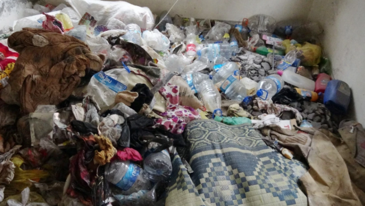 Kiracı evi çöplüğe çevirdi! Ev sahibi neye uğradığını şaşırdı