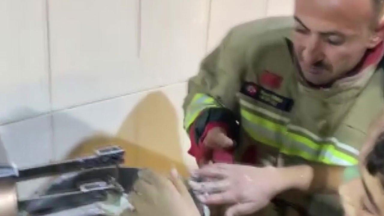 Küçük yaramaz herkesi korkuttu