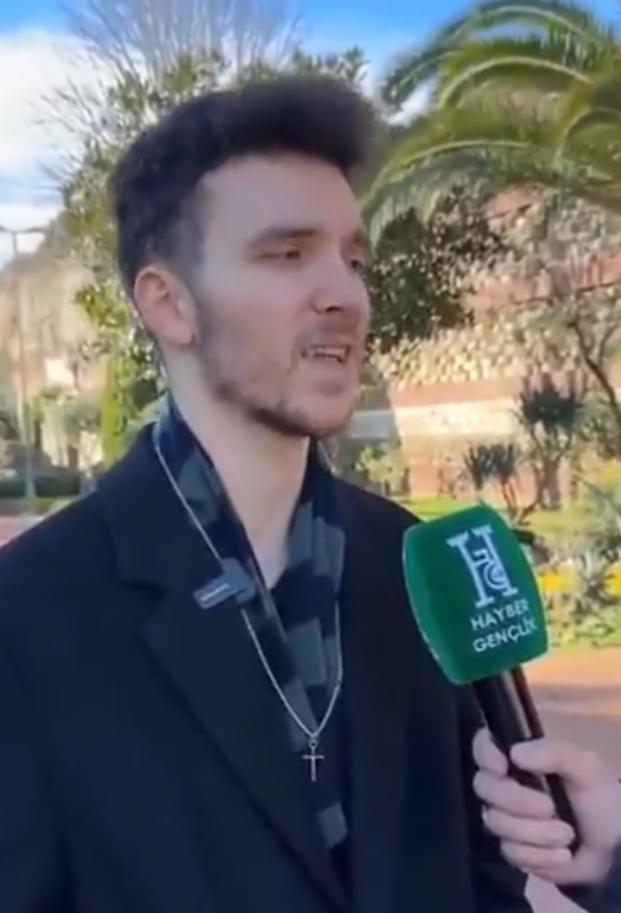 Kutlamayı Müslümanlara Bıraktık, Onlar Daha Meraklı!