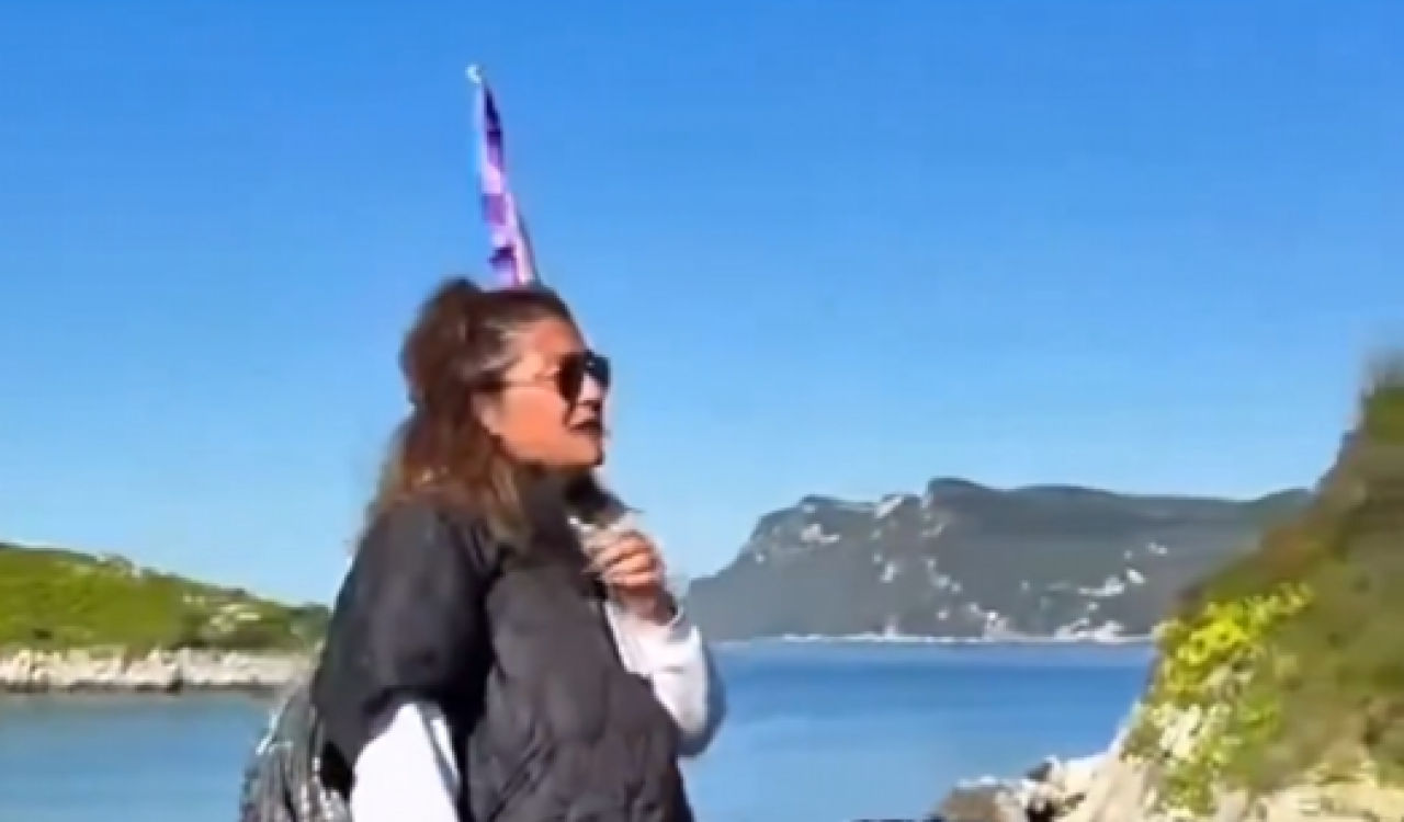 Laikçilerin yeni ilahı 'Dağ-Taş' oldu! Amasra'da 'silüet' tiyatrosu!