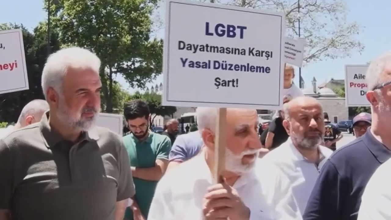 LGBT dayatmasına karşı meydana indiler! Türkiye çok yönlü saldırı altında