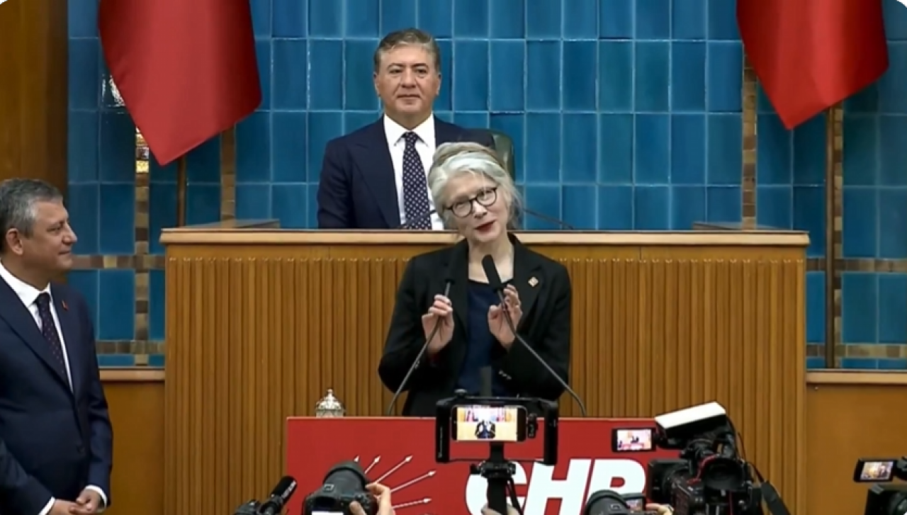 Mazotun kokusunu aldı koşa koşa geldi! İlkeleri unutan Tarhan'dan CHP'ye akaryakıt ayarlı dönüş!