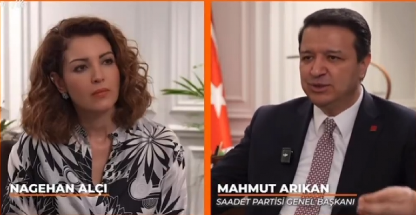 Milli Görüş gömleğini çıkarıp CHP vagonuna takılan SP’nin emanetçi Genel Başkanı Mahmut Arıkan, İslam’ın kutsallarını hedef alarak büyük bir skandala imza attı!