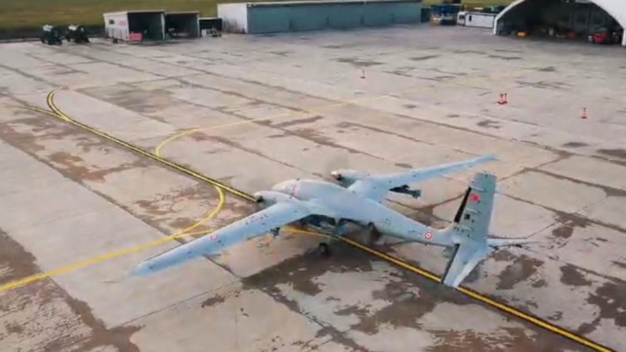 Milli güçlerin gökyüzündeki imzası: AKINCI TİHA ve TEBER-82 testi başarıyla tamamlandı!