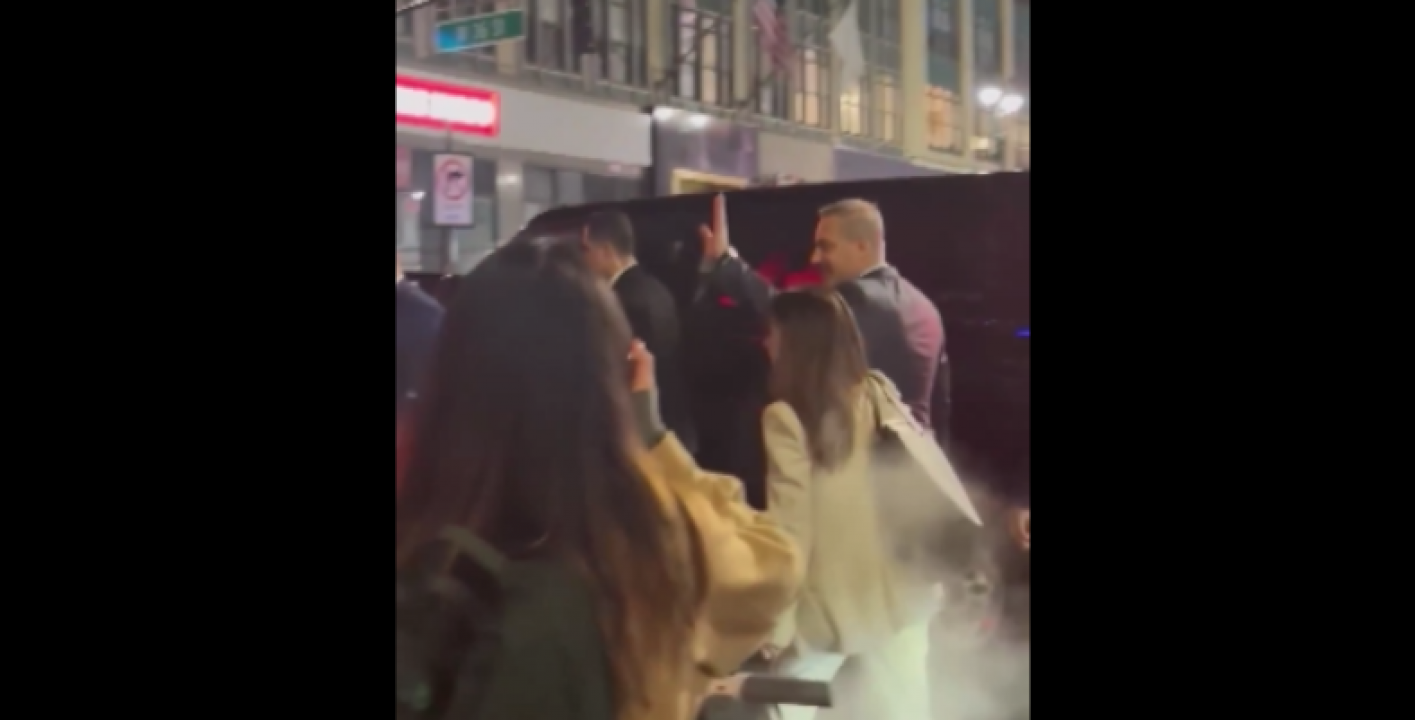 New York'ta güvenlik önlemleri krizi! Bekleyiş sırasında araçtan Hakan Fidan indi, polisin cevabı dikkat çekti!