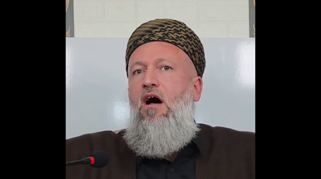 Papa’nın gelişine ilk tepki Hüseyin Çevik Hoca’dan geldi! ‘Ne işi var elin cünübünün burada!’