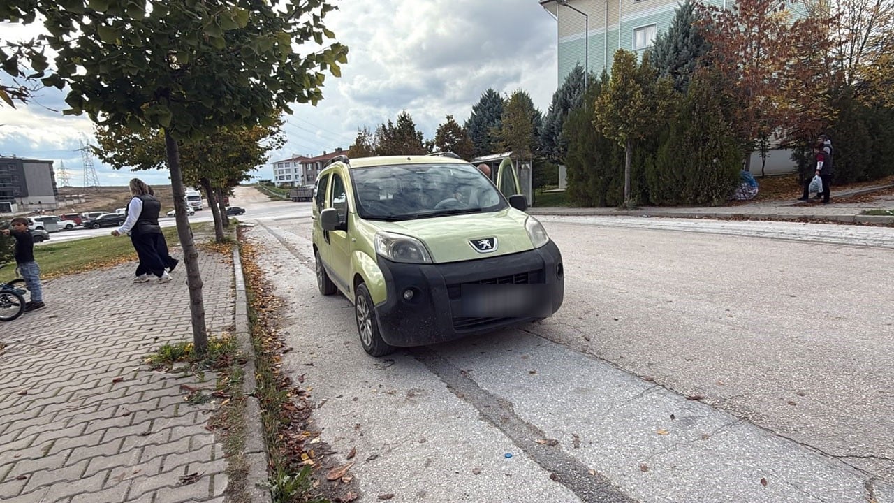 Polisten kaçtı, cezadan kaçamadı! Ehliyetsiz sürücüye 297 bin TL ceza 
