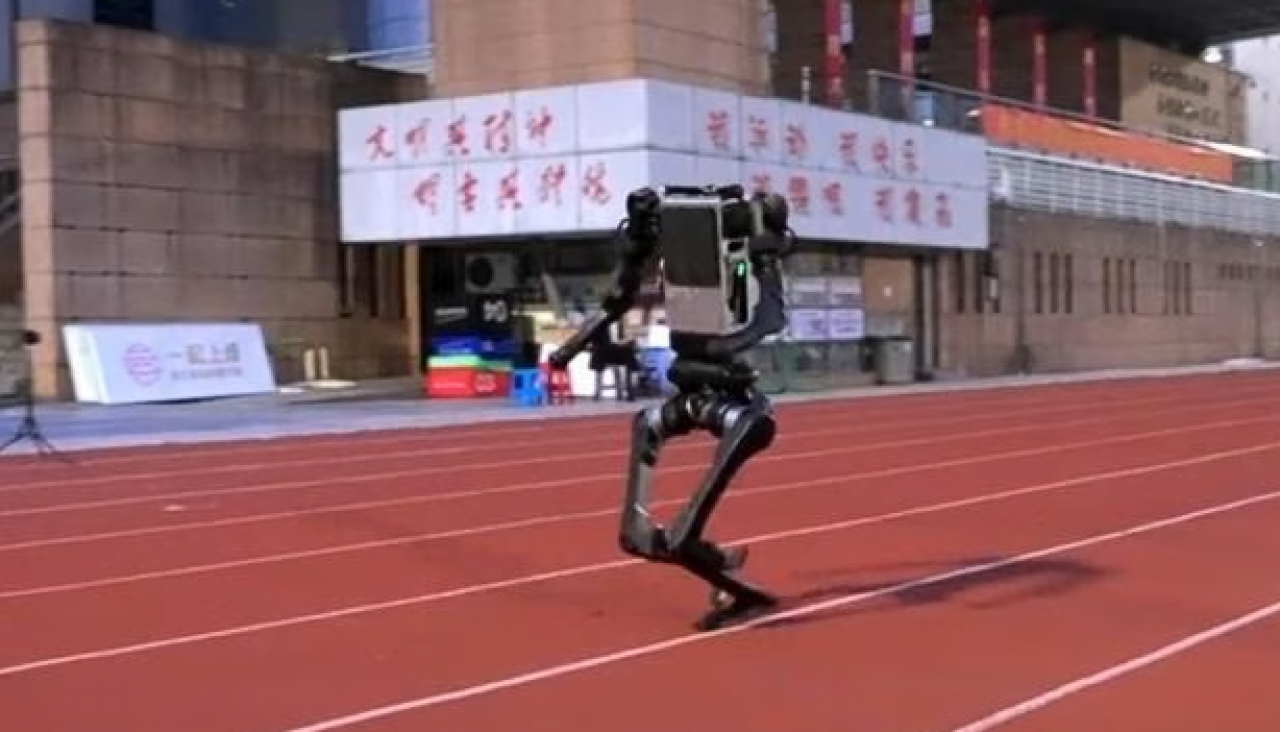 Rekor her an kırılabilir: Çinli insansı robot Bolt’un tahtını sallıyor! Saniyede on metre hıza ulaştı