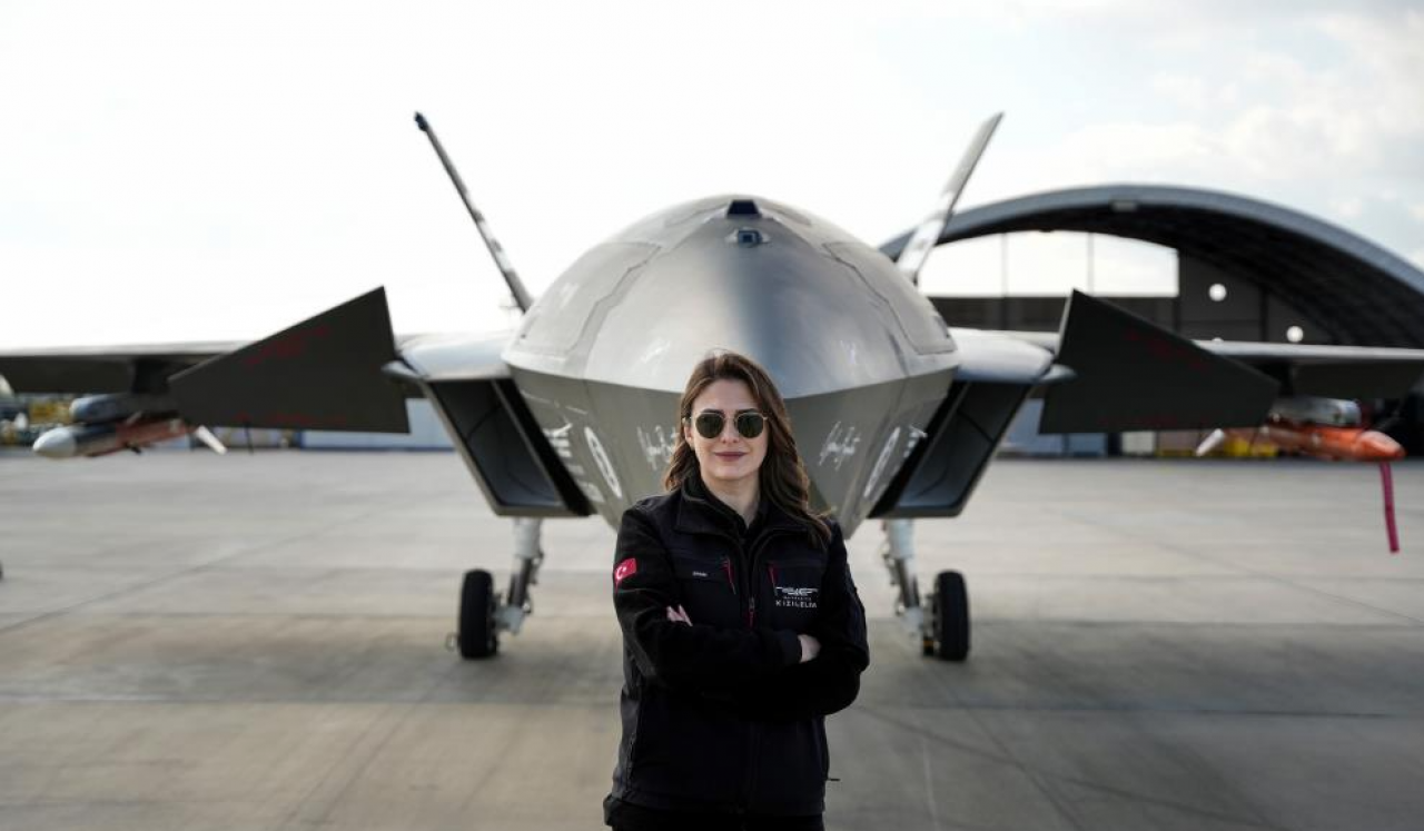 Sabiha Gökçen'den Elif Ergin'e: Türk kadını istikbali göklerde aramaya devam ediyor