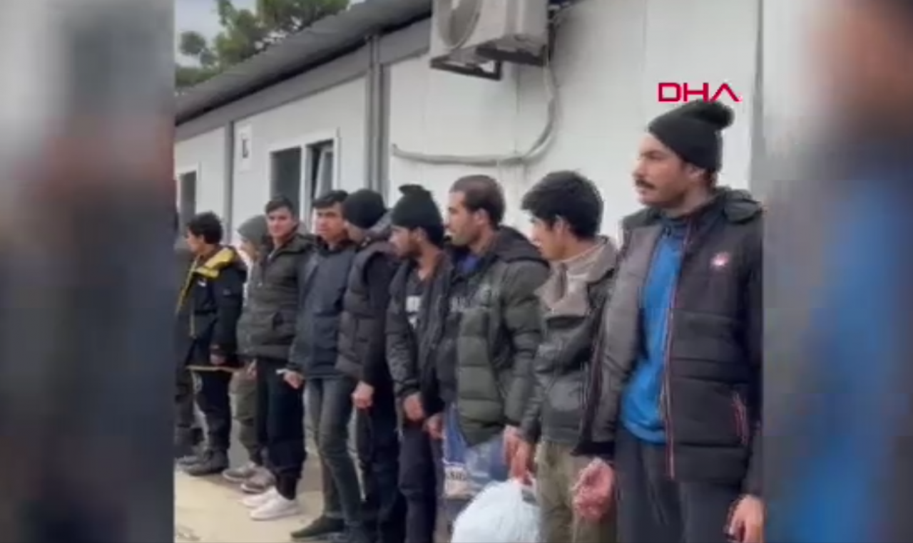 Sakarya'da 20 kaçak göçmen yakalandı: 2 tutuklama