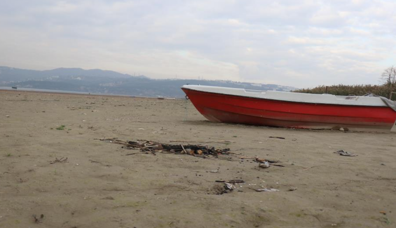 Sapanca Gölü kuruyor! Tekneler karada kaldı: Halk kuraklık krizi ile karşı karşıya