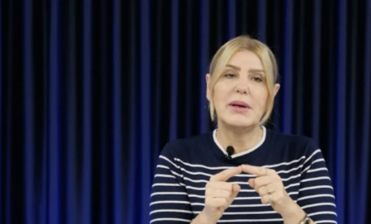 Sevda Türküsev'den çok sert çıkış: Eşinizin kabinde ne işi var?