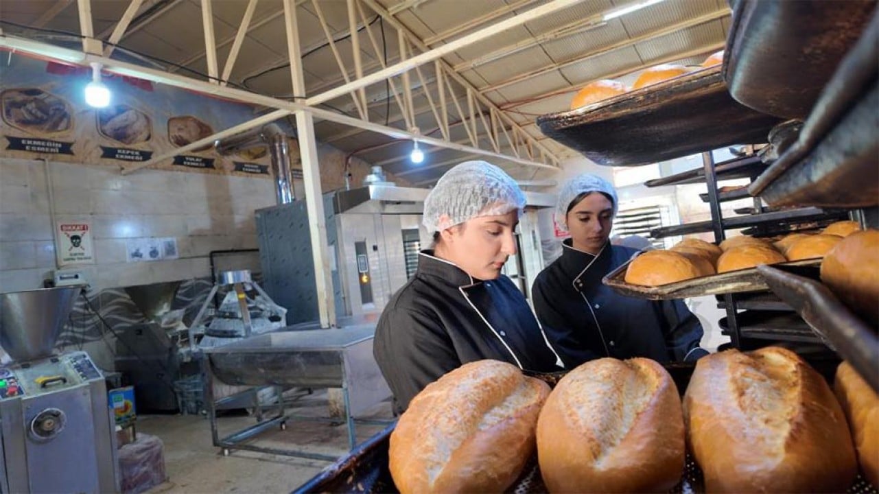 Siirt’te ekmek fabrikası gibi okulun cirosu 2 milyon lira