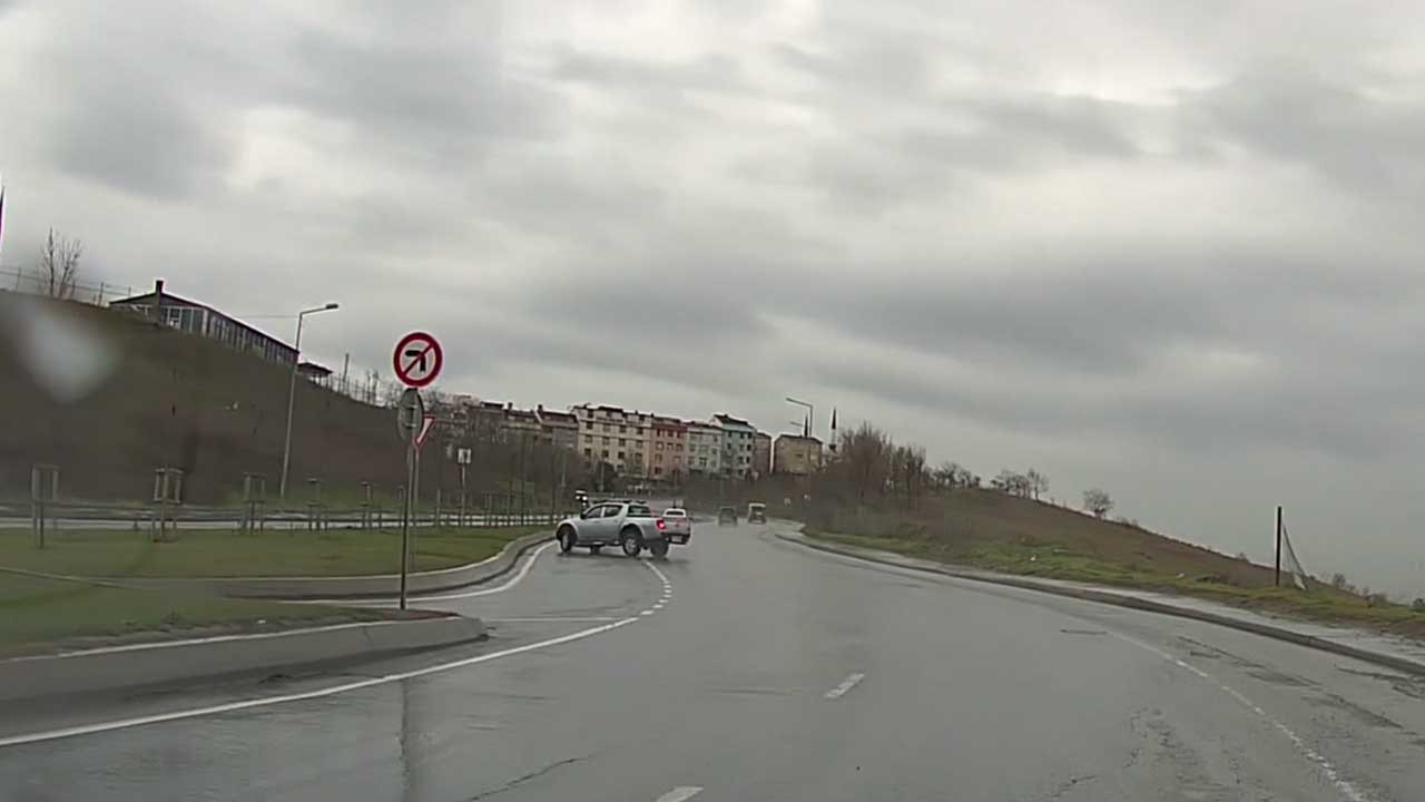 Sultangazi'deki kaza anı kamerada