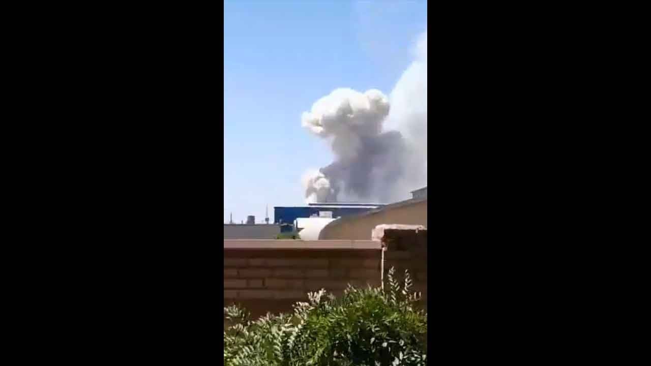 Tahran'da korkutan patlama! Fabrika havaya uçtu