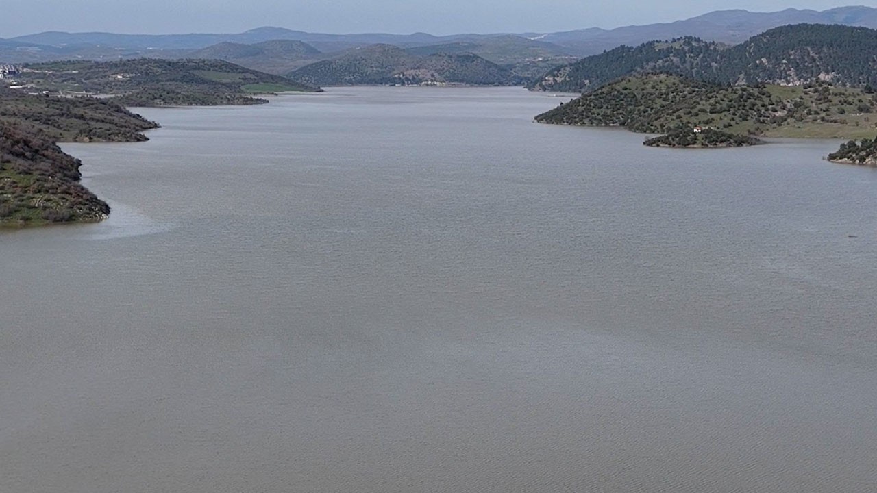 Tam 18 yıl sonra şaşırtan manzara! O baraj seneler sonra tam kapasiteye ulaştı
