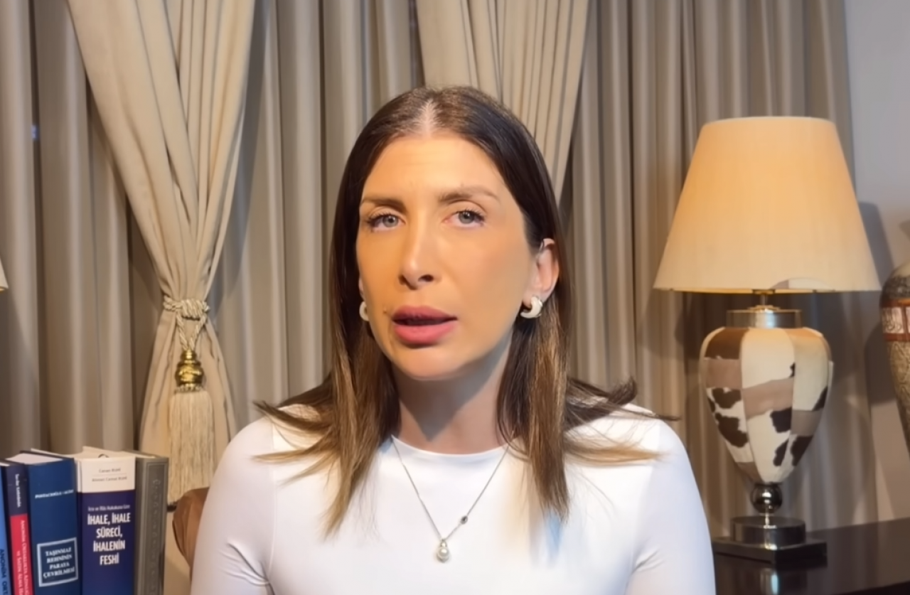 Tamar Tanrıyar gündemi sarsmaya devam ediyor! İmamoğlu oğlunu da yaktı! Özgür Özel ve yandaşları bile bu cenazeyi kaldıramaz. Jet uçak sahibi neden sürekli ekranlarda? Şüpheli ölümler?