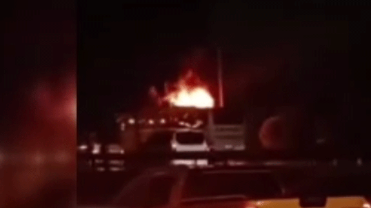 TEM'de yolcu otobüsü alev alev yandı!