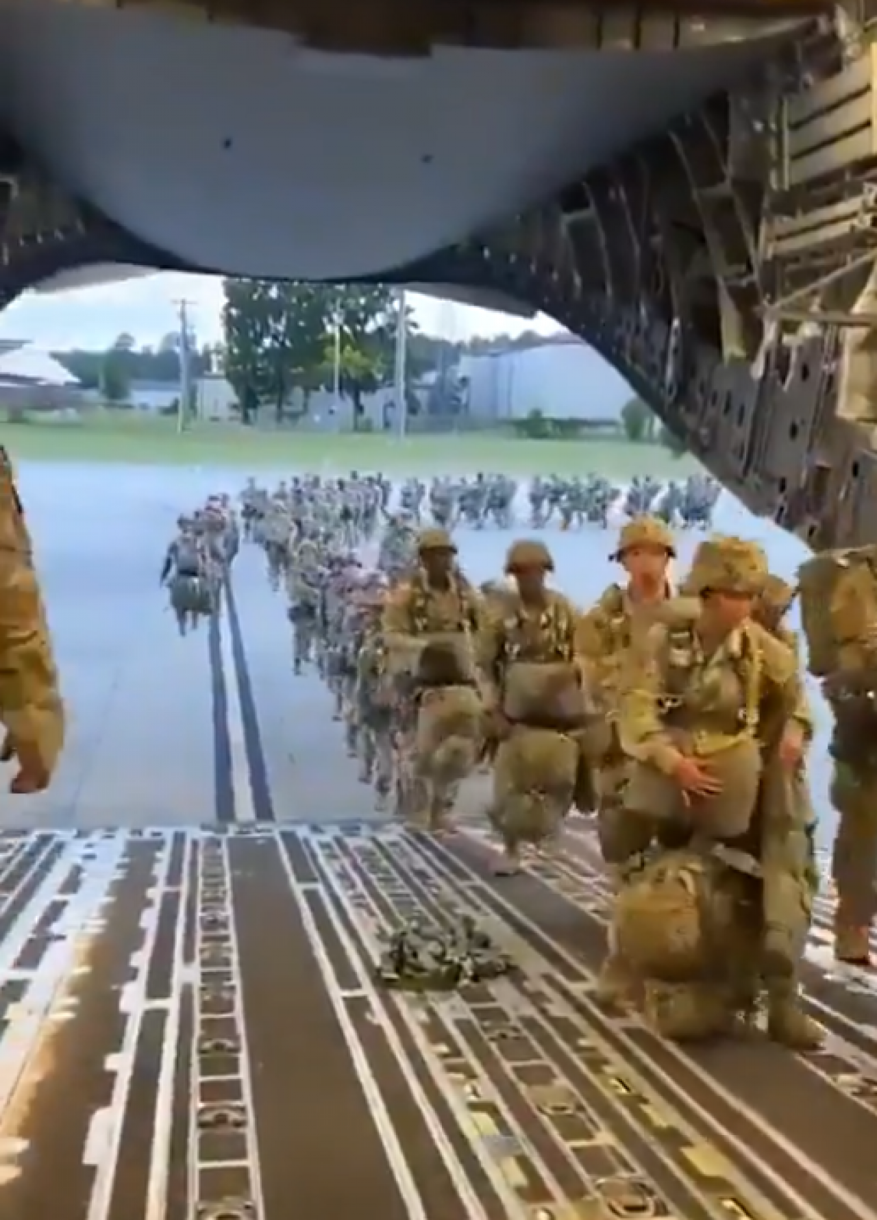 Trump, Binlerce Amerikalı genci ölüme Gönderiyor: Büyük İsrail hayali için kurban olacaklar