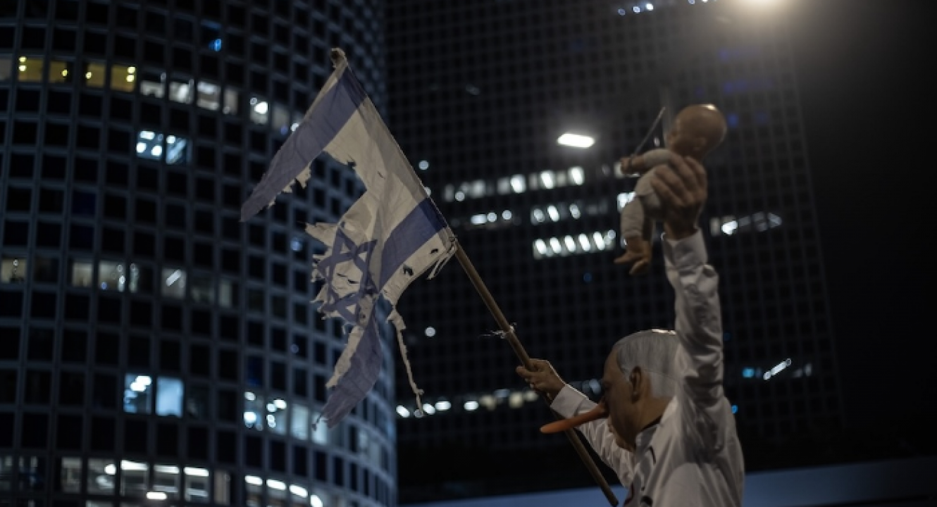 Trump İran’da Hayal Kurarken İsrail’de Rejim Çatırdıyor!