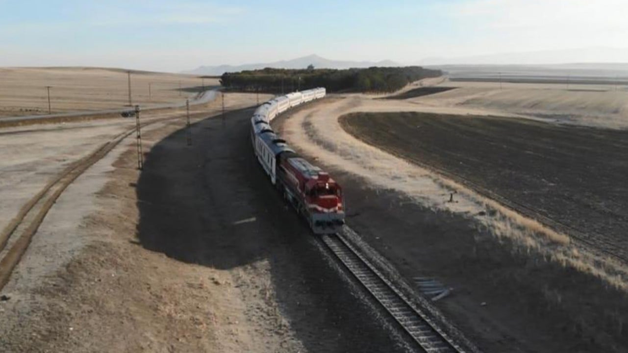 Turistik Doğu Ekspresi'ne ilgi çığ gibi biletler anında tükeniyor