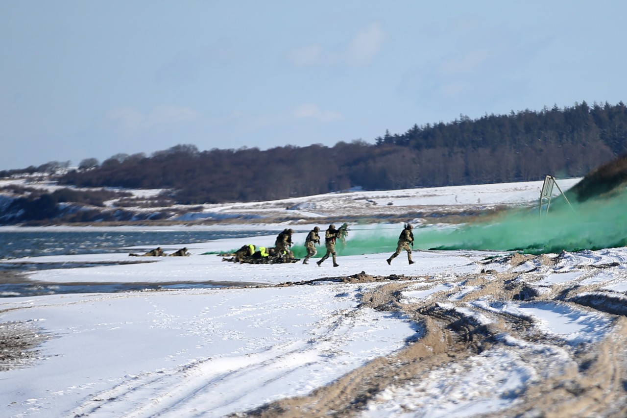  Türk ve İspanyol askerlerinden tam kapsamlı amfibi gövde gösterisi