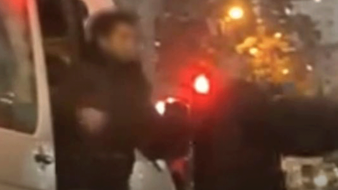 Ümraniye'de kağıt toplayan çocuğa yumruk!