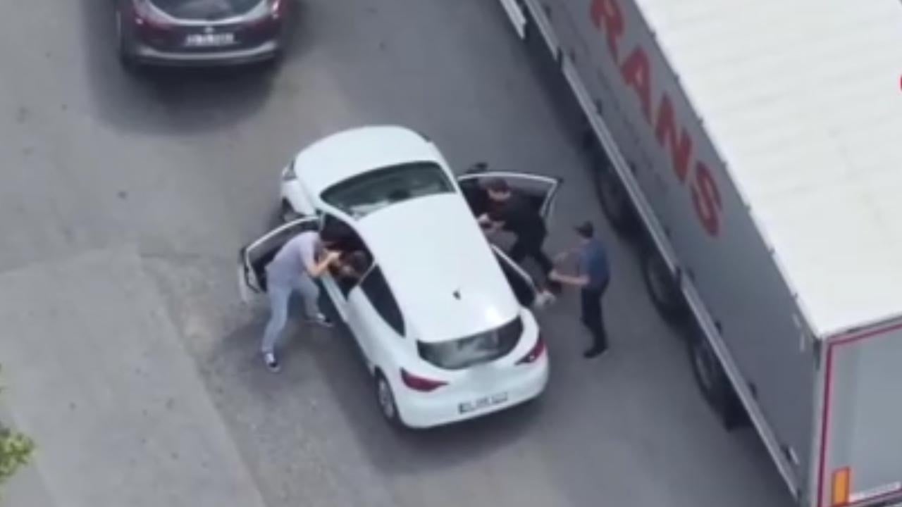 Uyuşturucu satıcıları kovalamaca sonu yakalandı