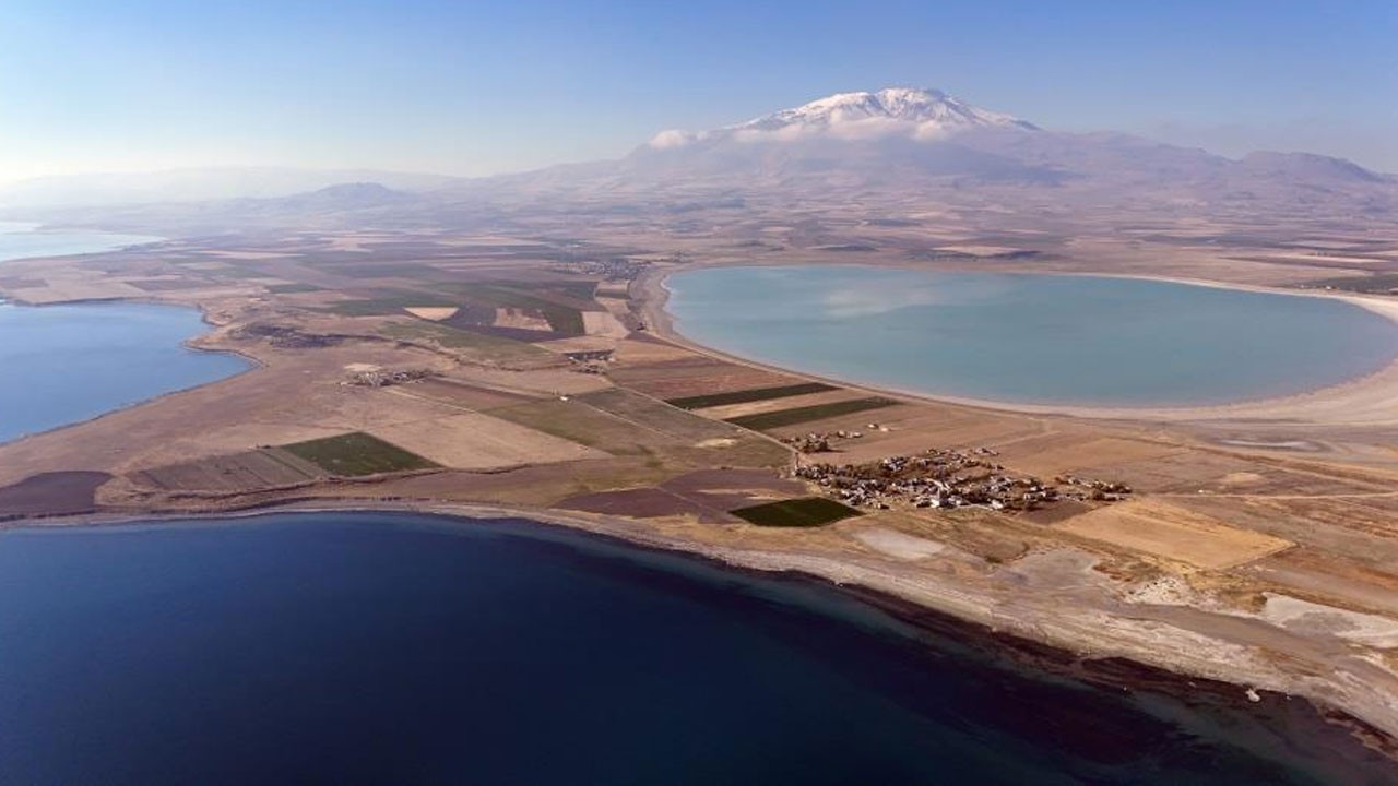 Van Gölü, Arin Gölü ve Süphan Dağı aynı karede