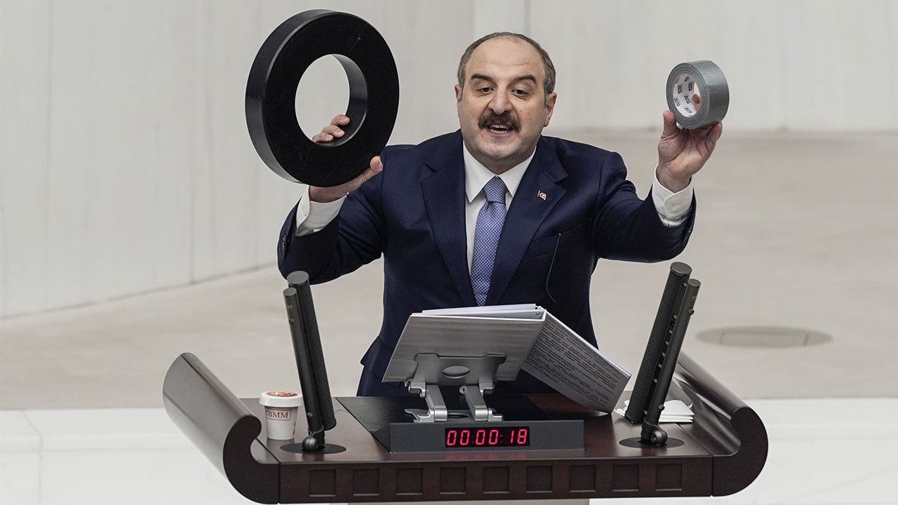 Varank’ın bu konuşması CHP’lileri hoplattı! Savunma sanayisini bir de böyle dinleyin