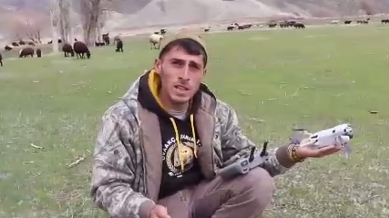 Yeni nesil çoban dron ile sürüyü 30 saniyede topladı