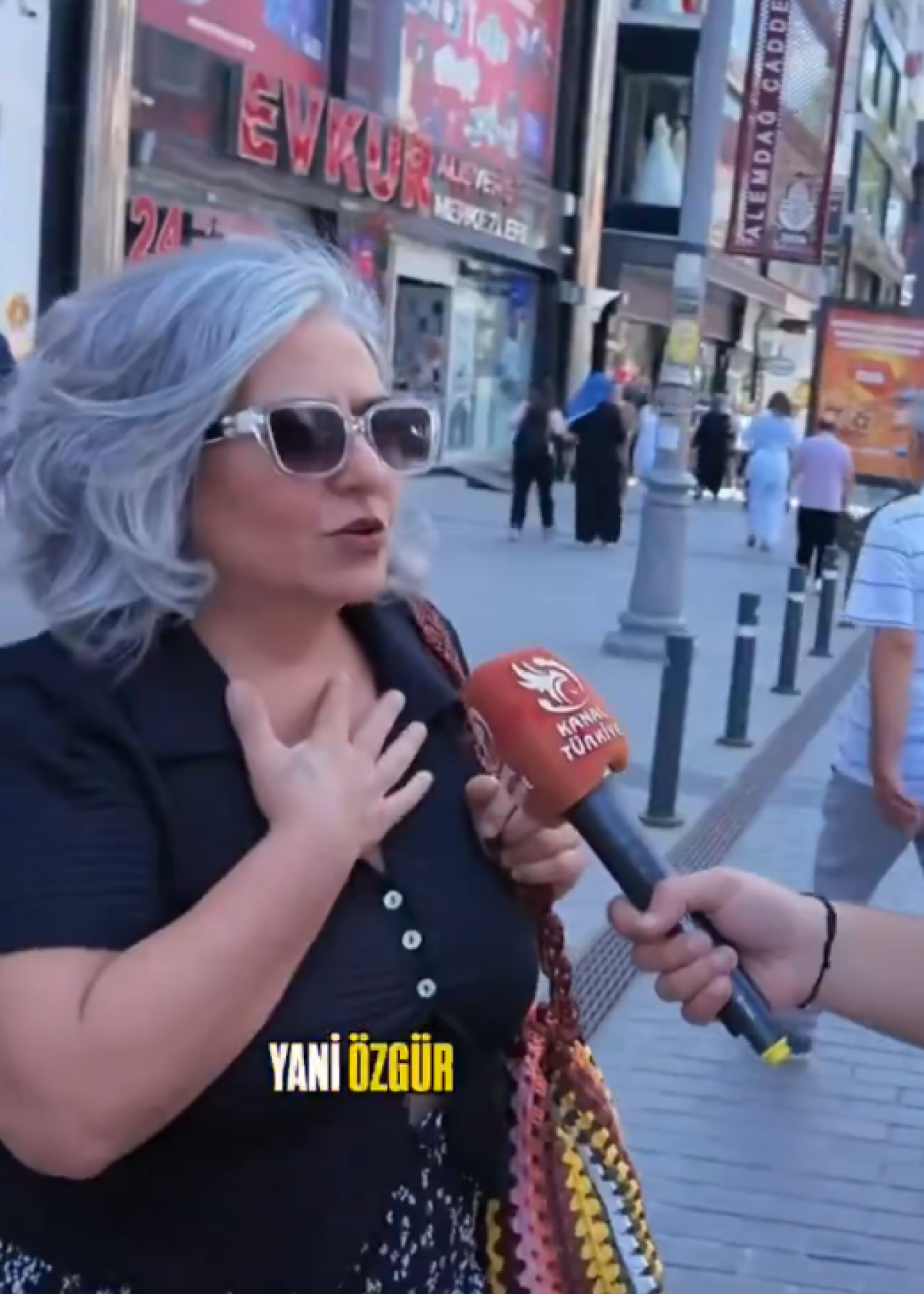 Yeni Partili vatandaş Atatürk’ün ilkelerini sıraladı: Bir olacağız, iri olacağız, diri olacağız, hep birlikte Türkiye olacağız!