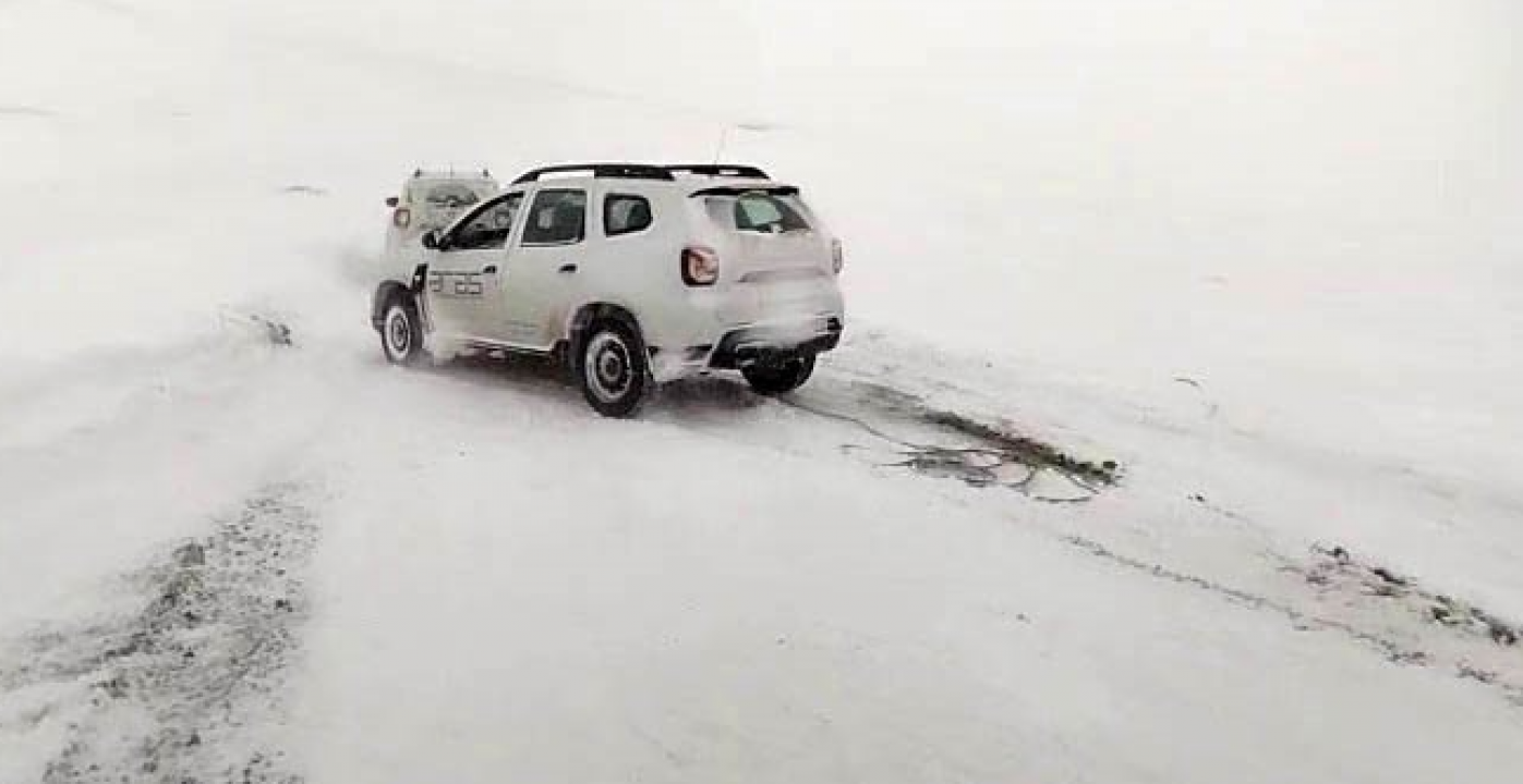 Yollar buz pistine döndü: Kazalar peş peşe geldi!